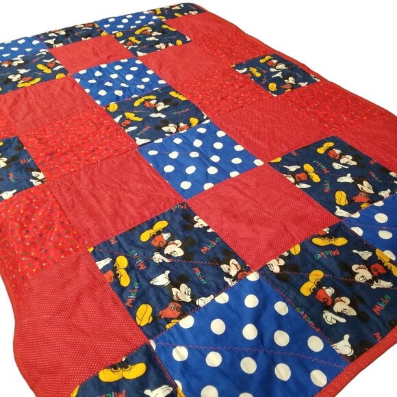 vtg handmade mickey mouse quilt blanket throw crib 36x51" red - Picture 3 of 14
